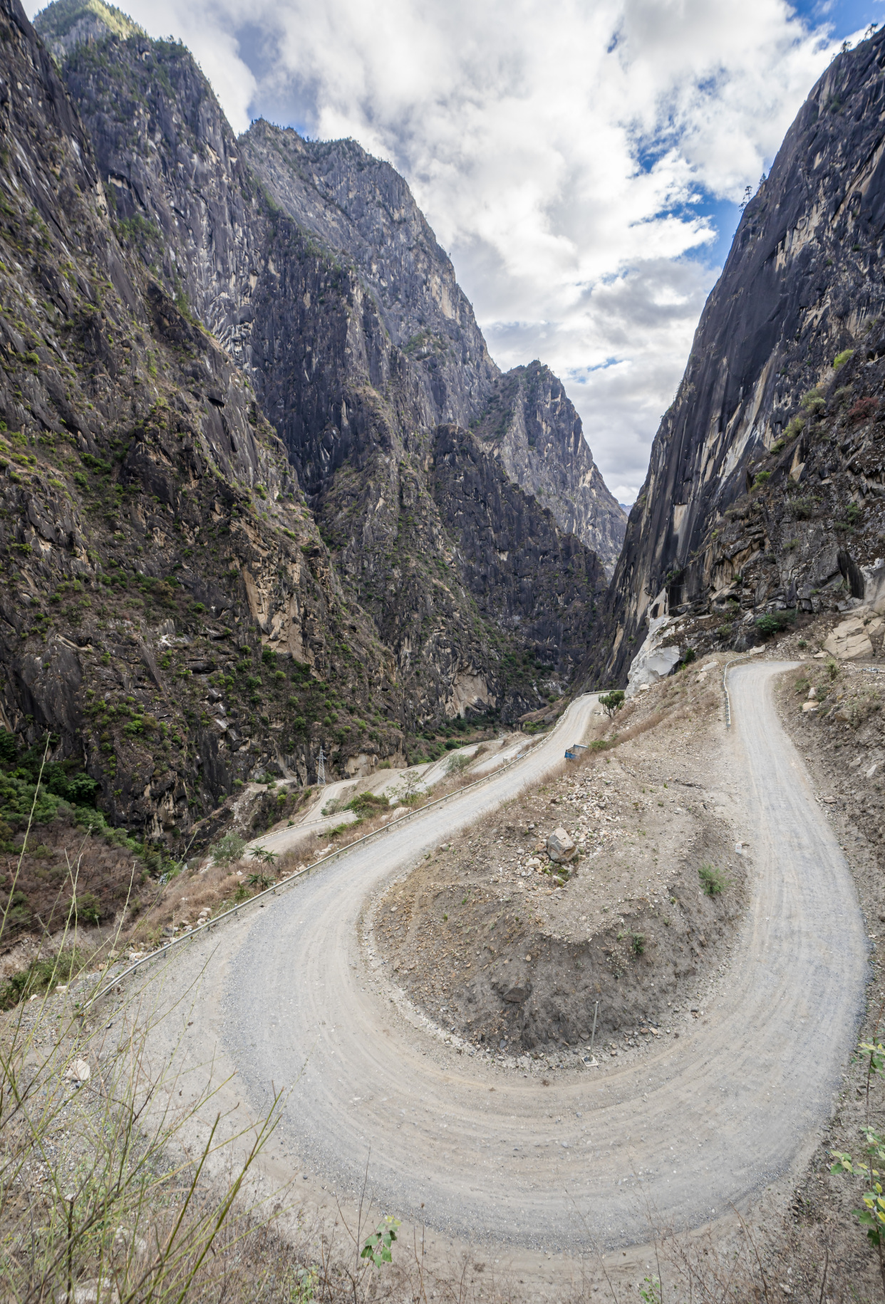 西藏自治区林芝市察隅县自然风光
