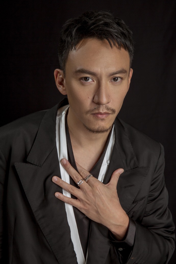 组图:《缉魂》即将上映 主演张震最新写真帅气有型