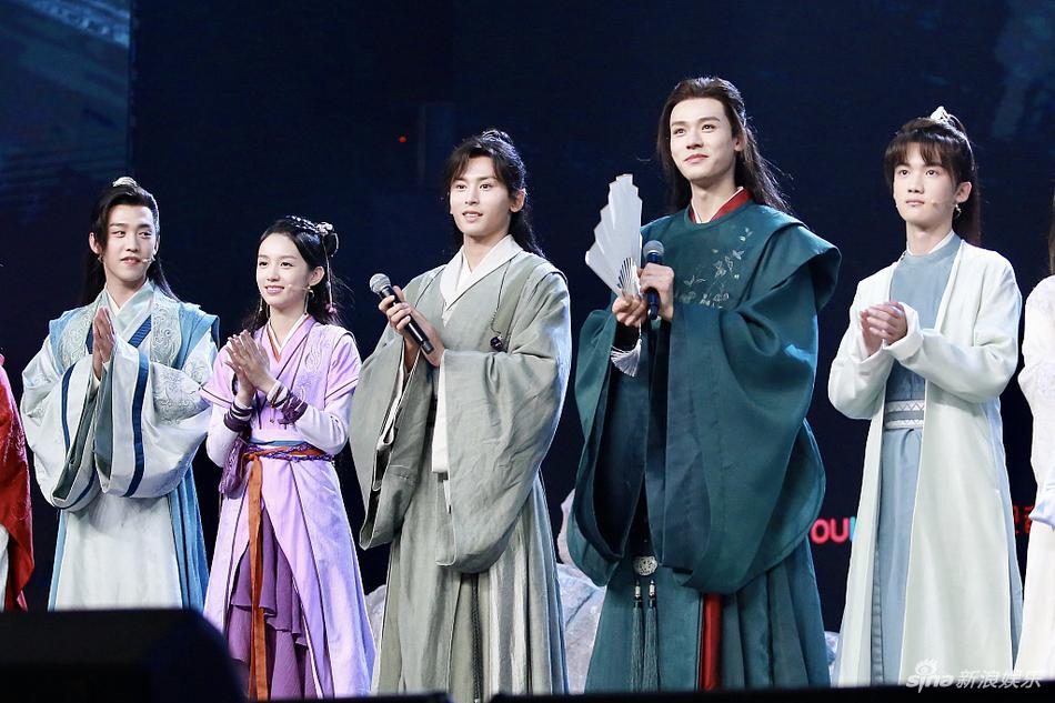 组图:《山河令》演唱会众主创齐聚 龚俊张哲瀚热聊互动不断