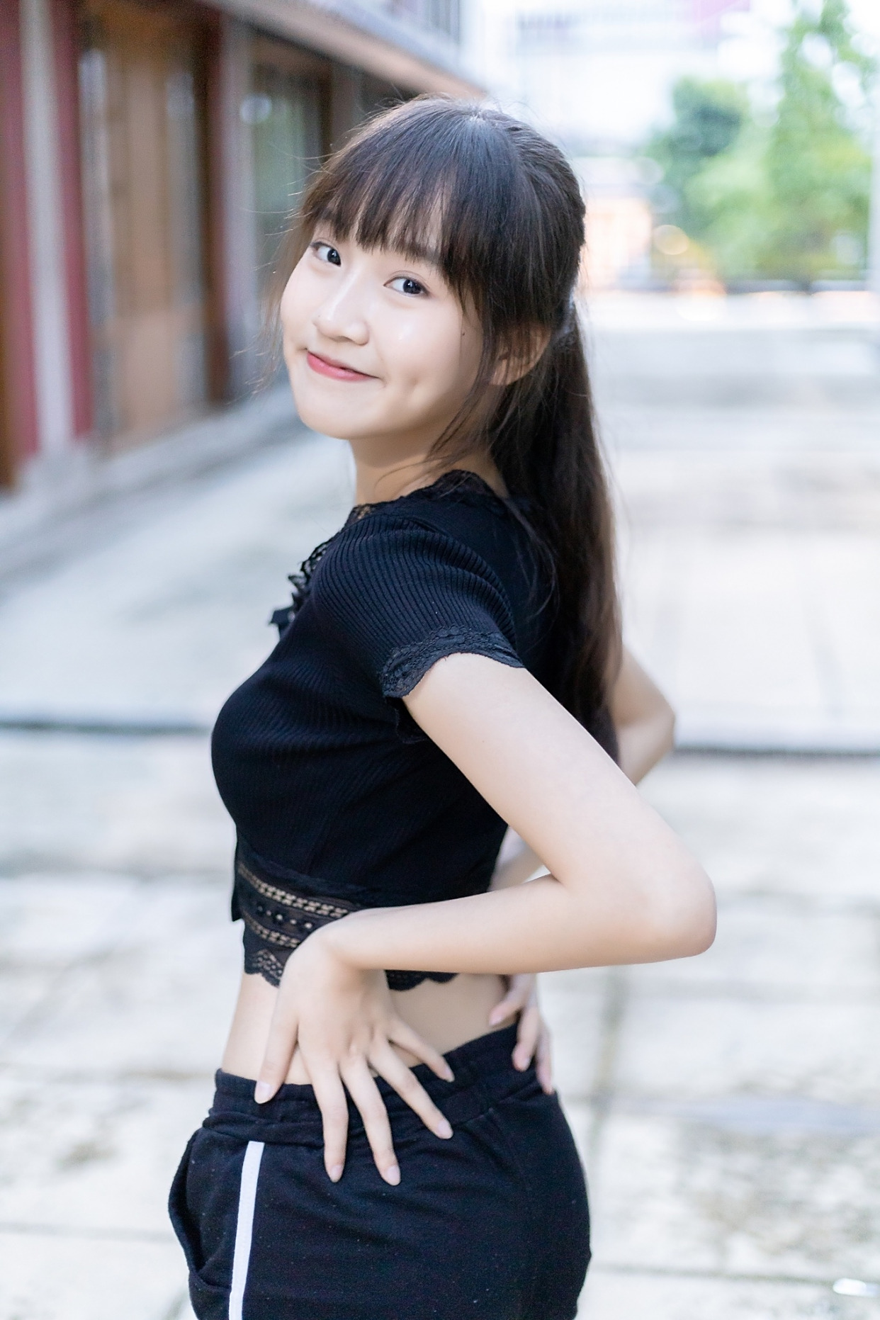 活力十足的青春美少女,喜欢来看看