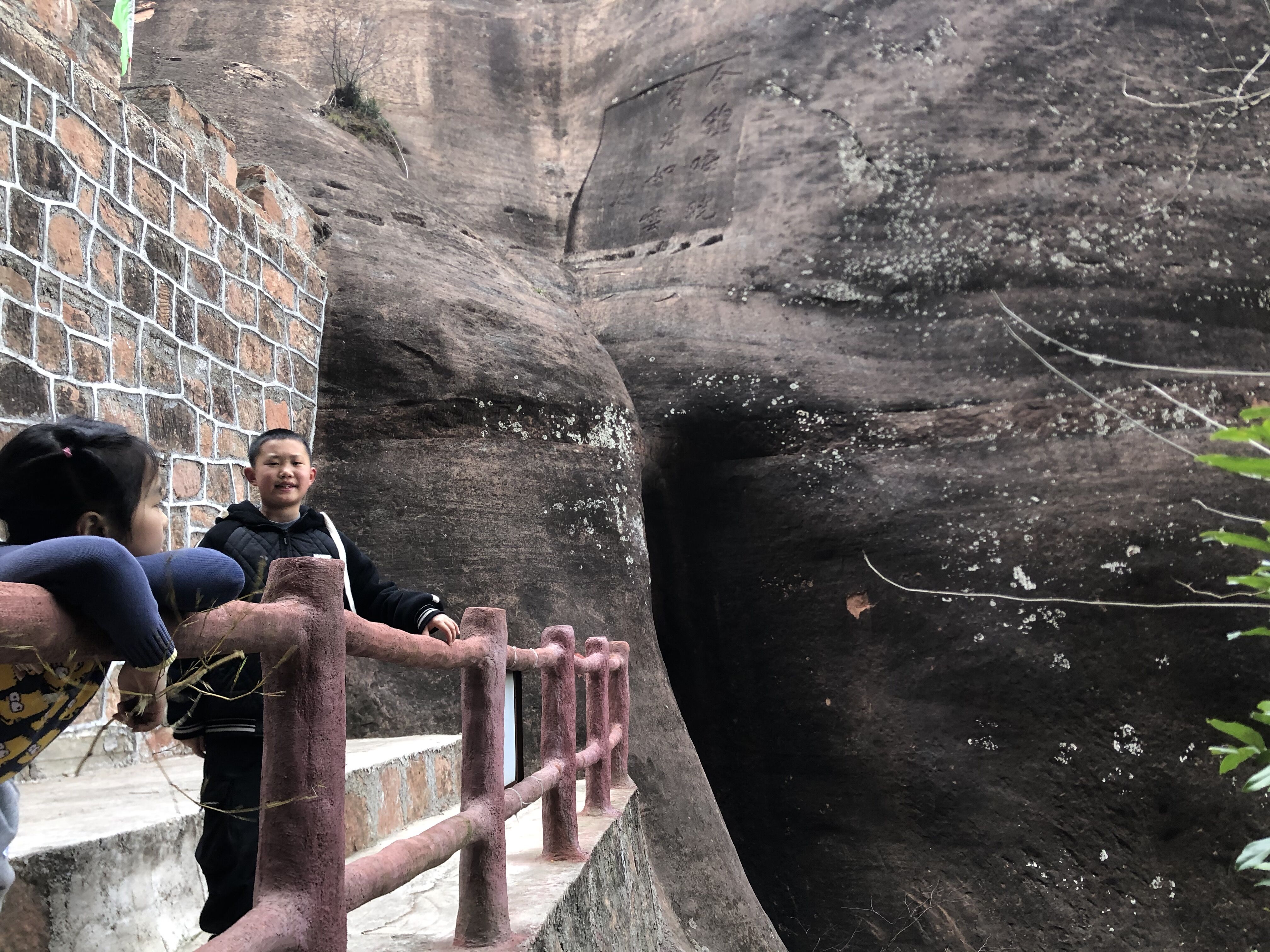 深圳周边游:广东北大门岭南第一镇坪石镇金鸡岭风景区游玩攻略!