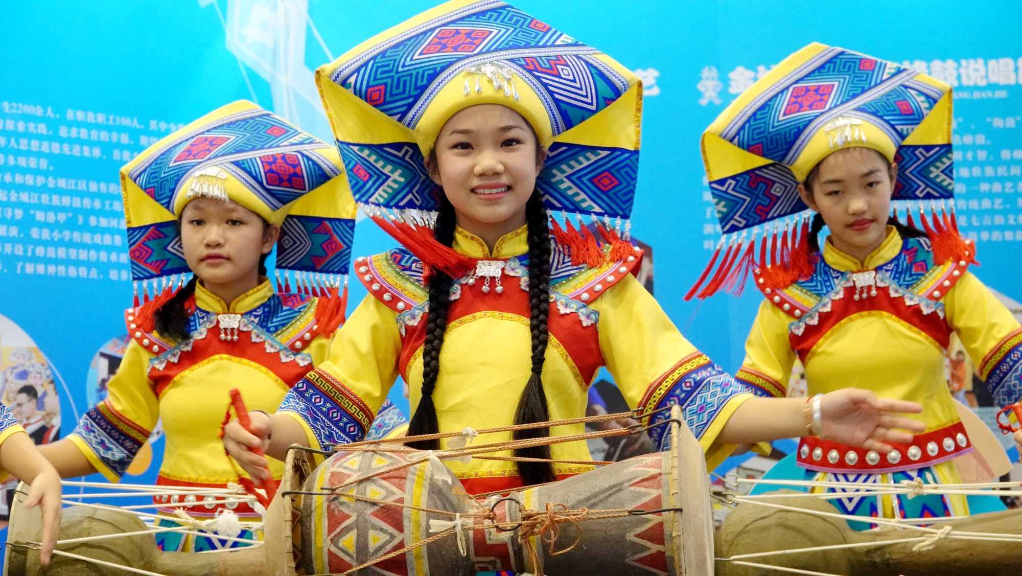 广西河池:壮族蜂鼓说唱 唱进首府南宁