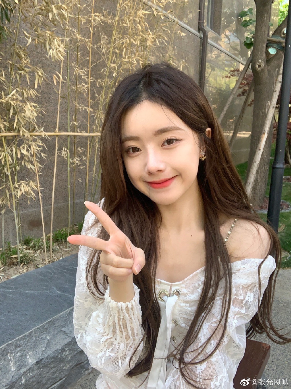 美女张允恩迷人美照欣赏,好漂亮啊