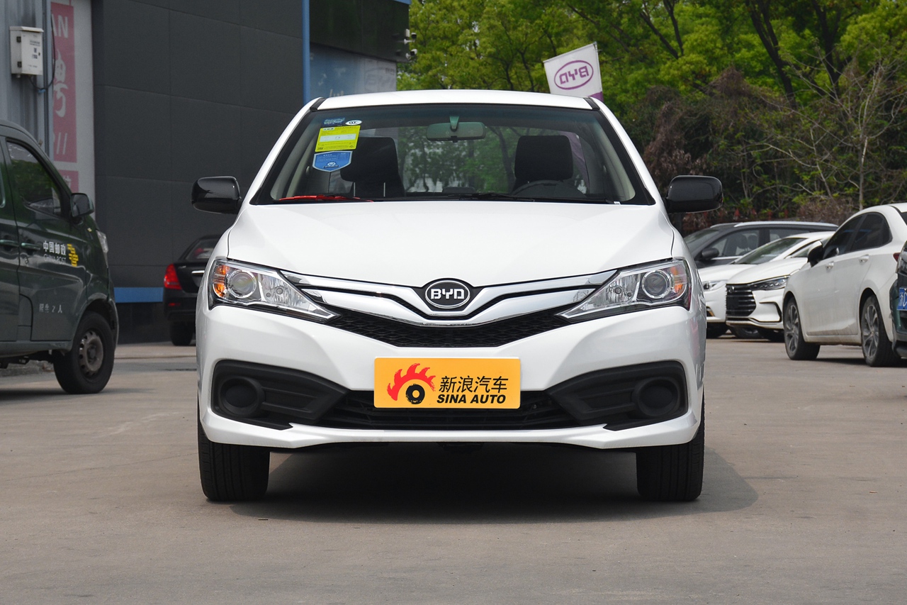 2020款比亚迪f3 1.5l手动超值型