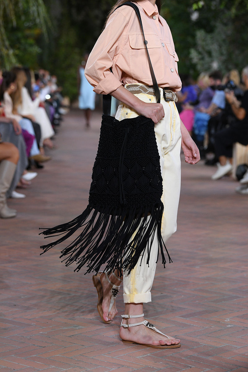 2021春夏米兰时装周:alberta ferretti 细节图