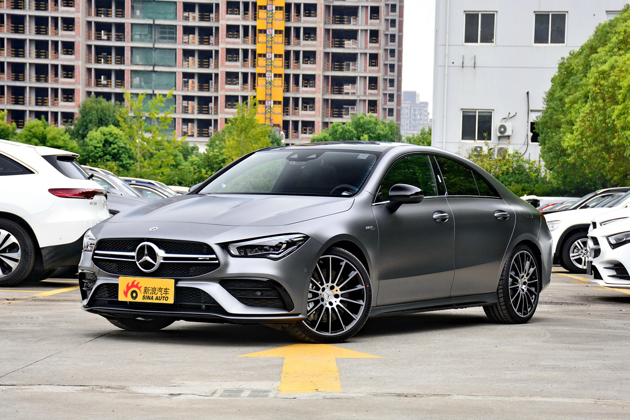 2020款amg cla 35 2.0t自动4matic