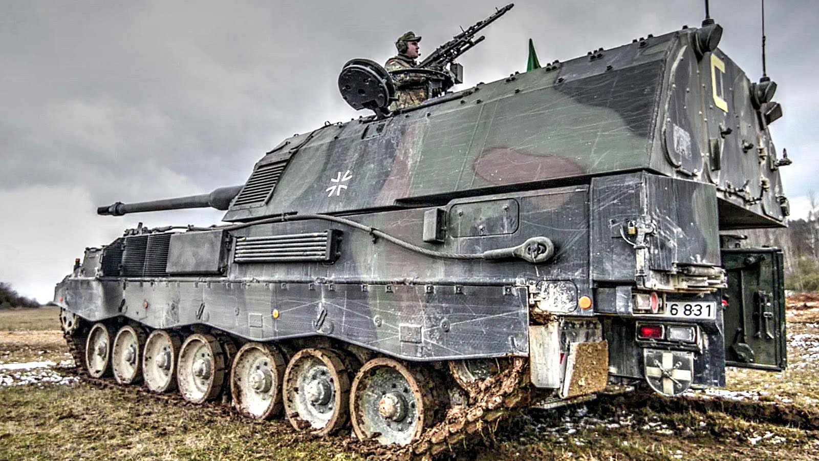 德国pzh-2000自行火炮