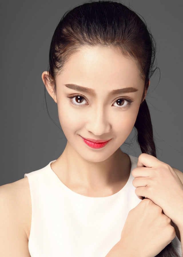 95年西安女演员孙佳雨,青春靓丽