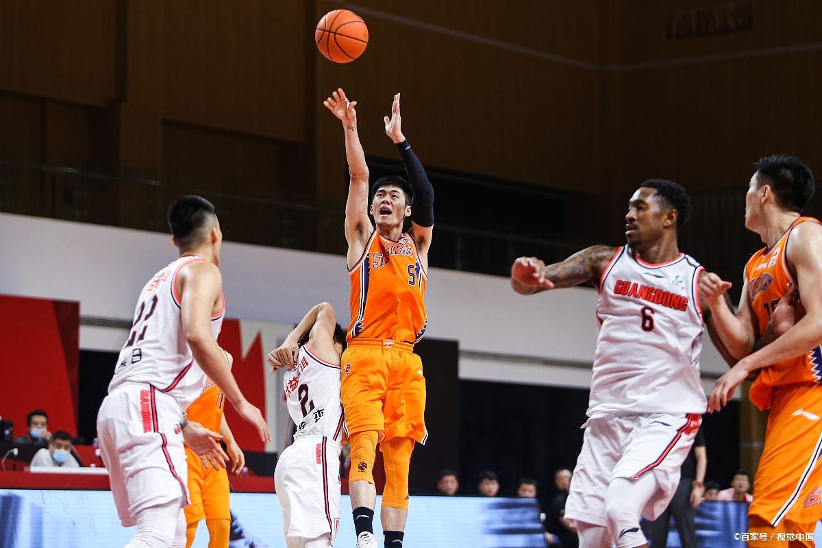 2020-2021赛季cba常规赛第6轮:广东宏远119-105上海大鲨鱼