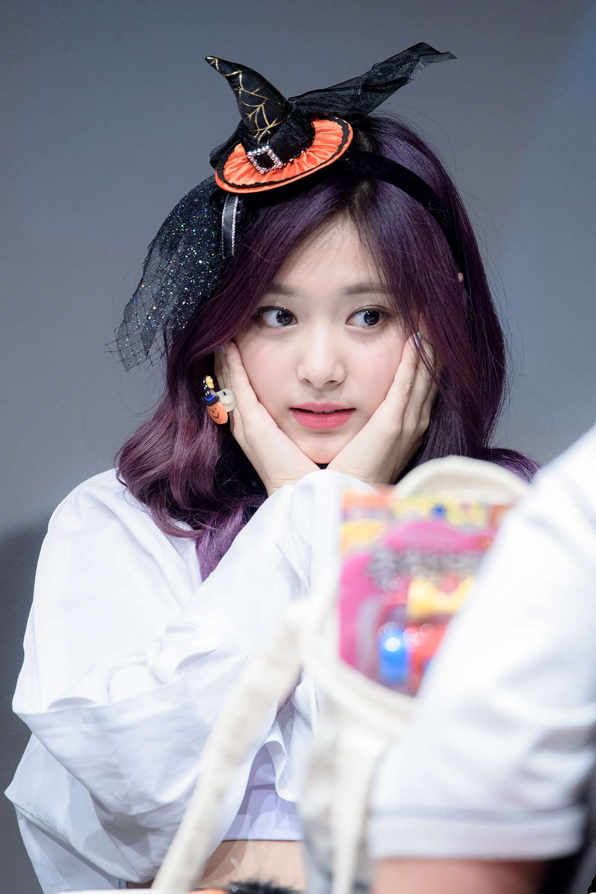 韩国女子演唱团体twice成员周子瑜(tzuyu)