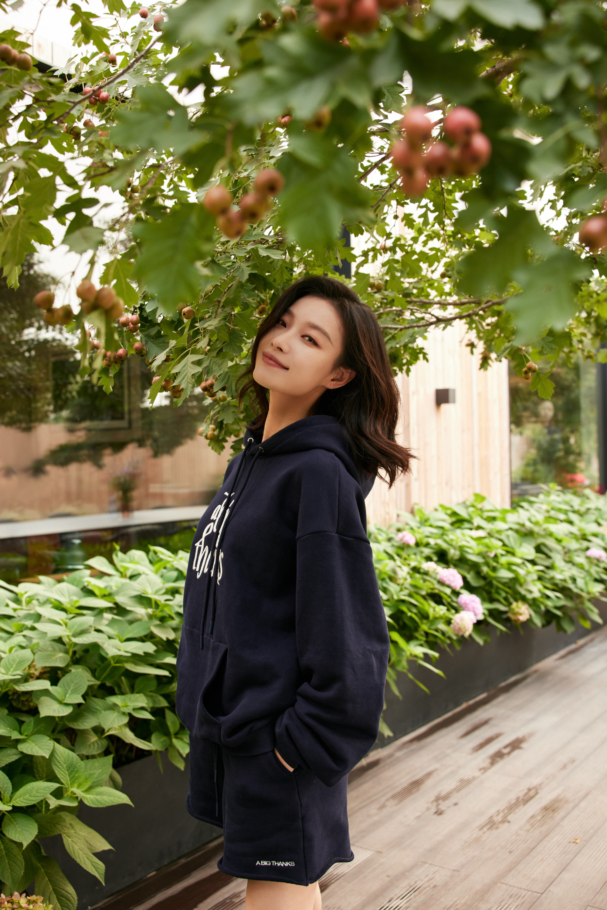 倪妮秋日氛围感随拍