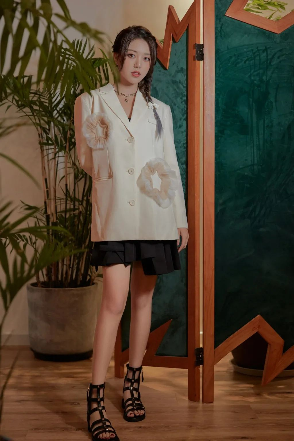 刘人语,实力与颜值兼具的气质女神