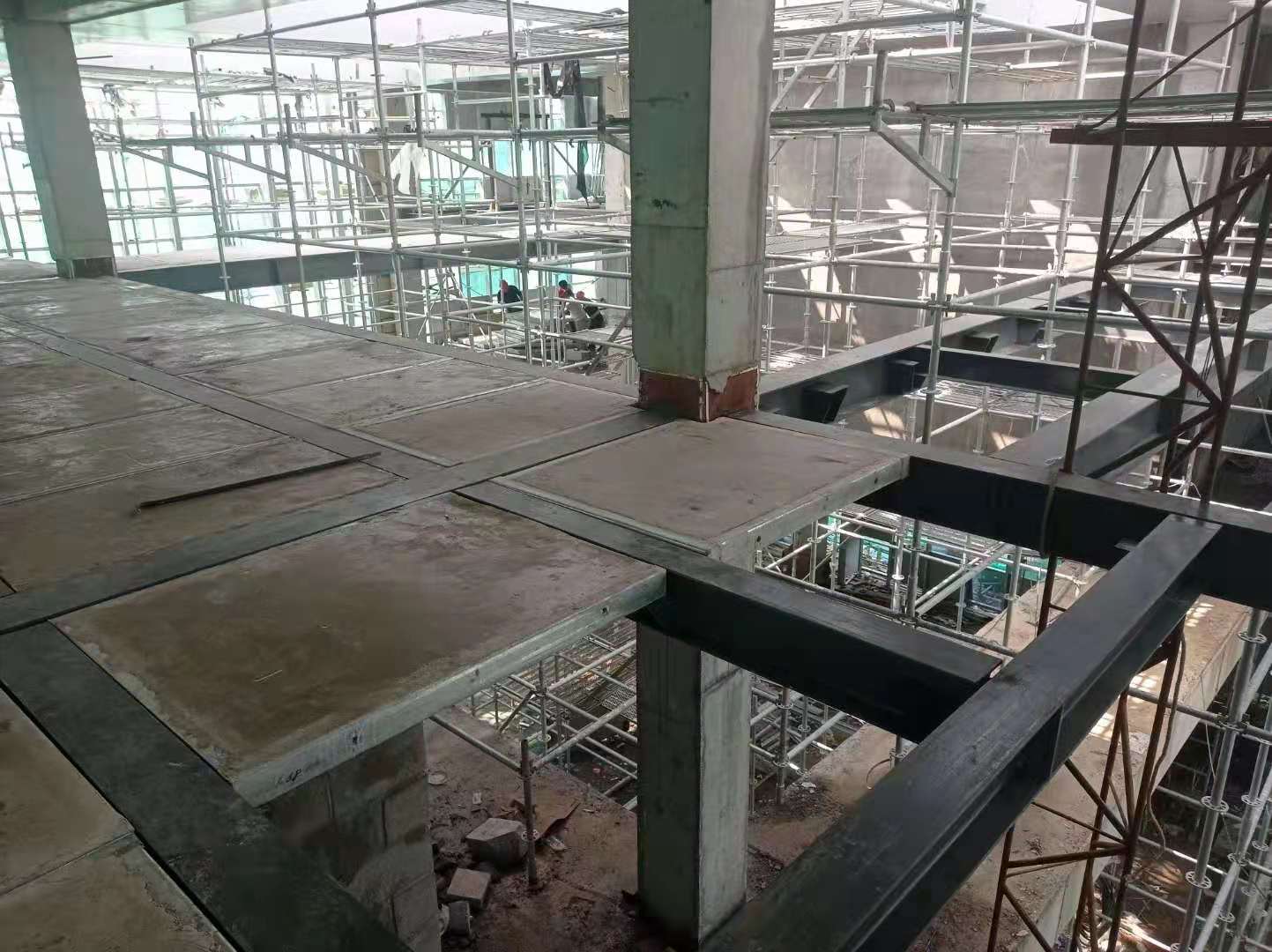 钢骨架轻型夹层楼板