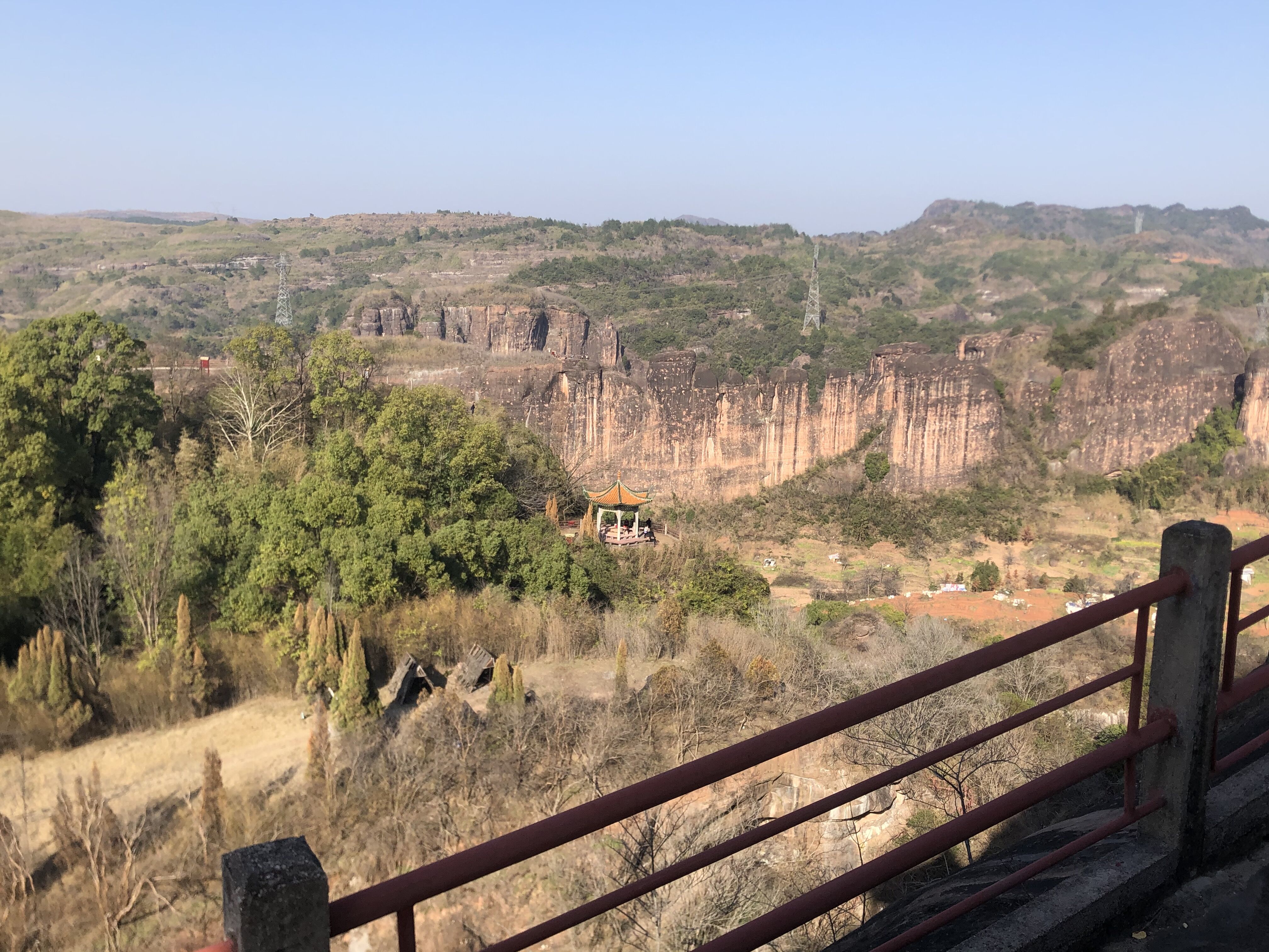 深圳周边游:广东北大门岭南第一镇坪石镇金鸡岭风景区游玩攻略!