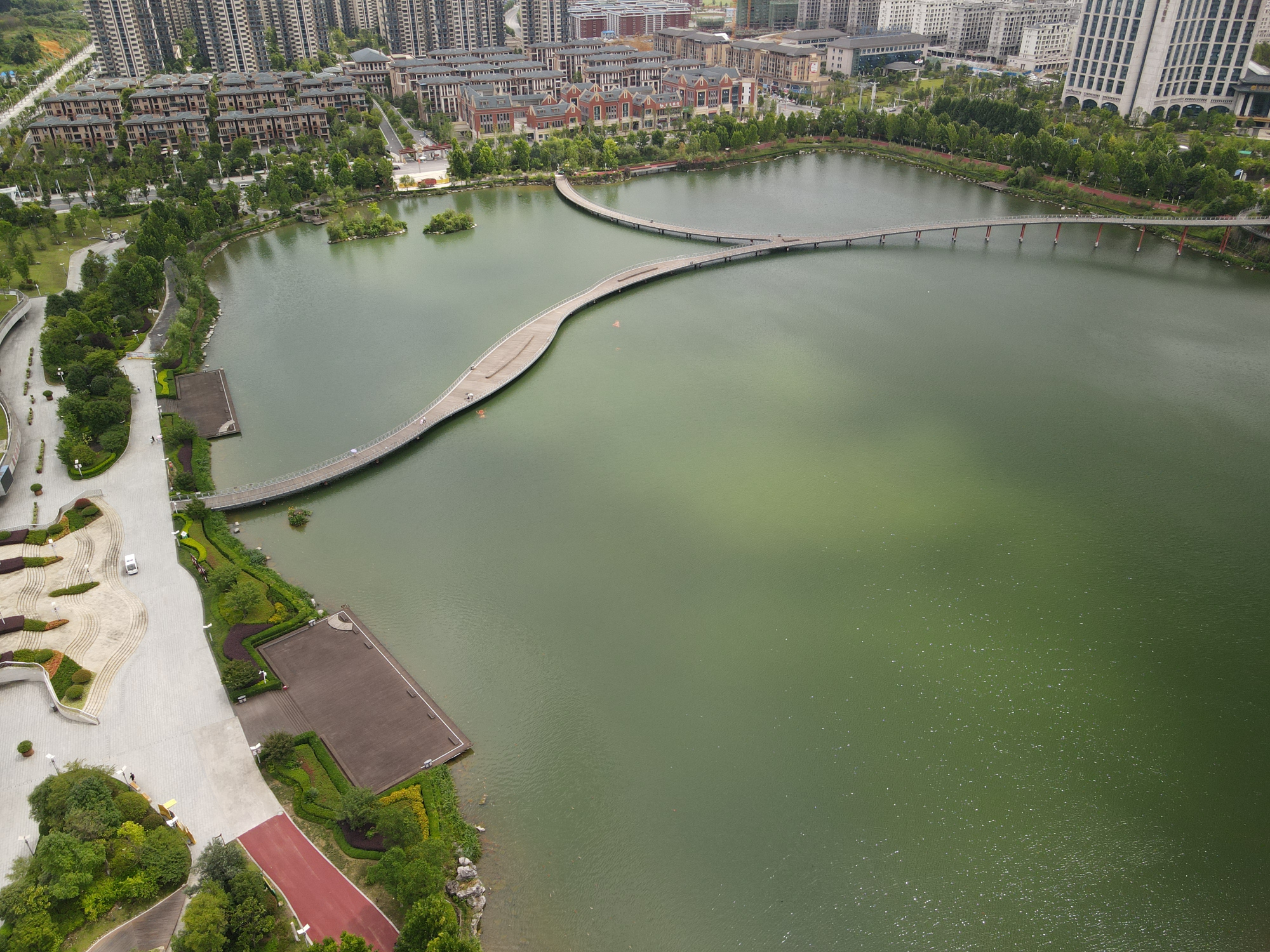 航拍遵义|天鹅湖