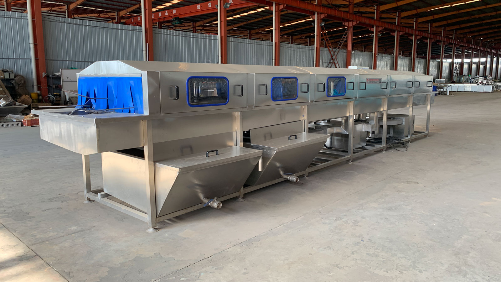 中央厨房餐具箱清洗机器设备塑料筐塑料箱不锈钢托盘清洗机器设备