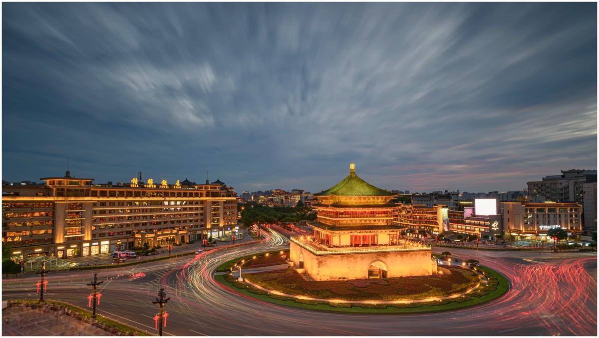 夏天西安城市夜景