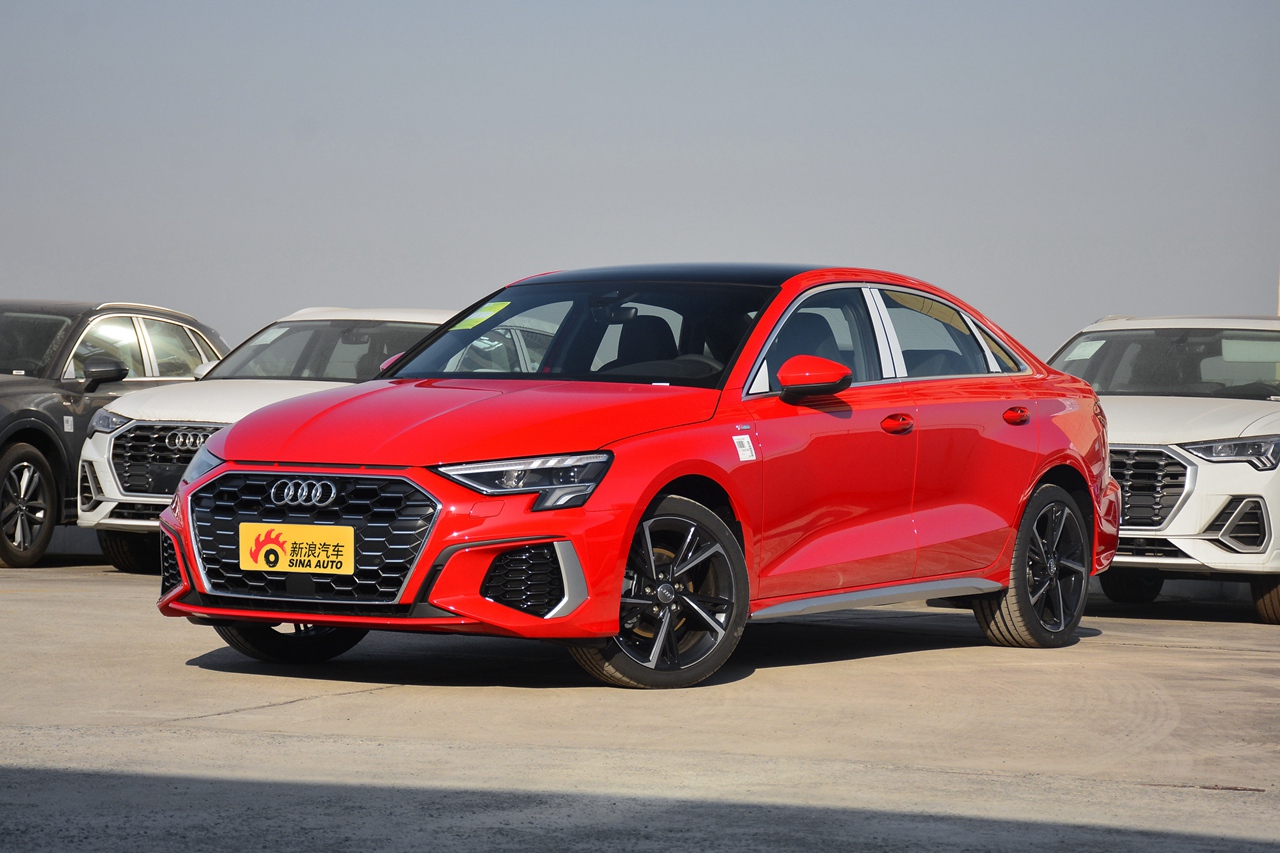 2021款奥迪a3l limousine时尚运动型