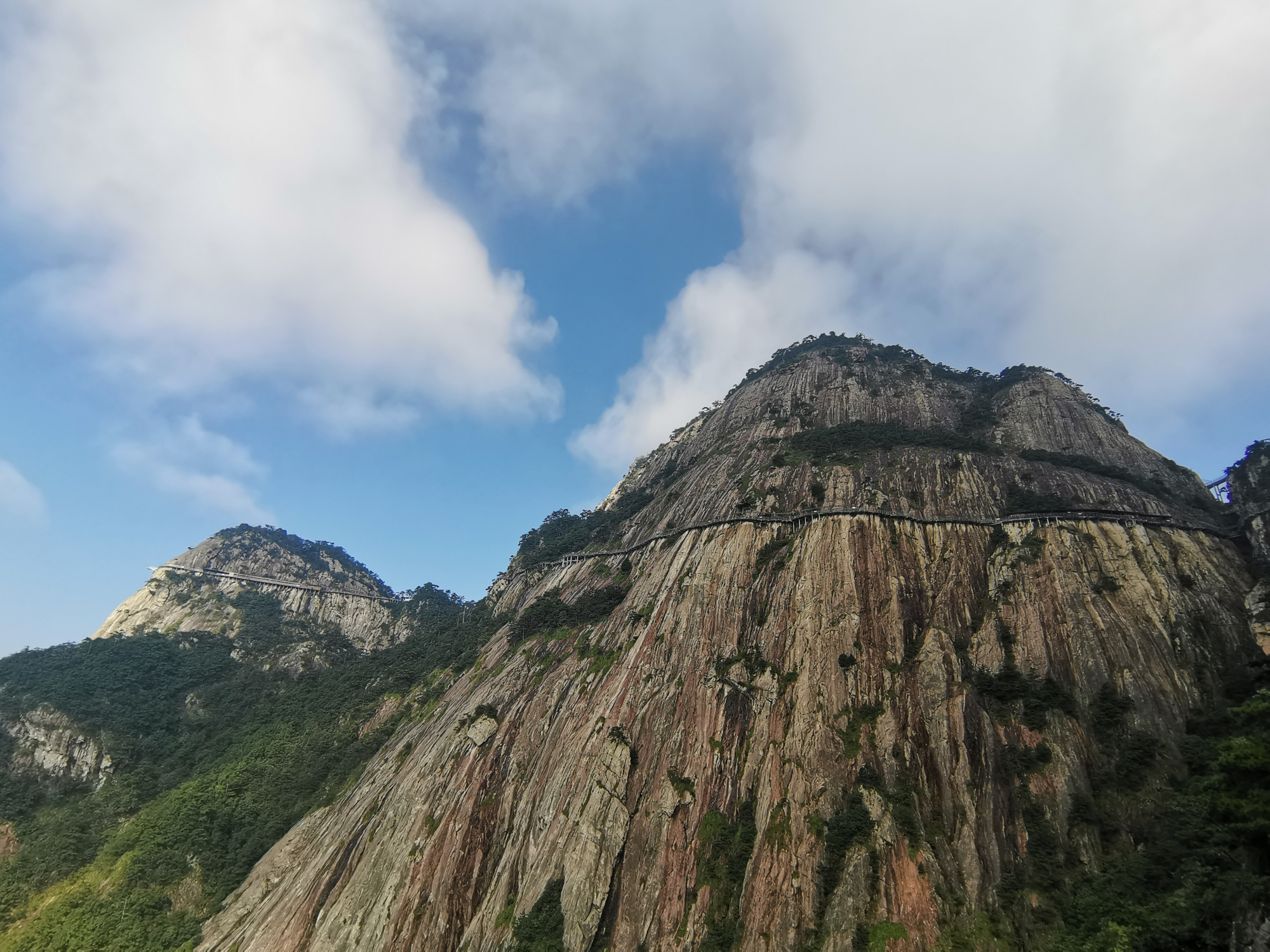 安徽旅游景点:岳西明堂山风景区,国庆出游好地方!