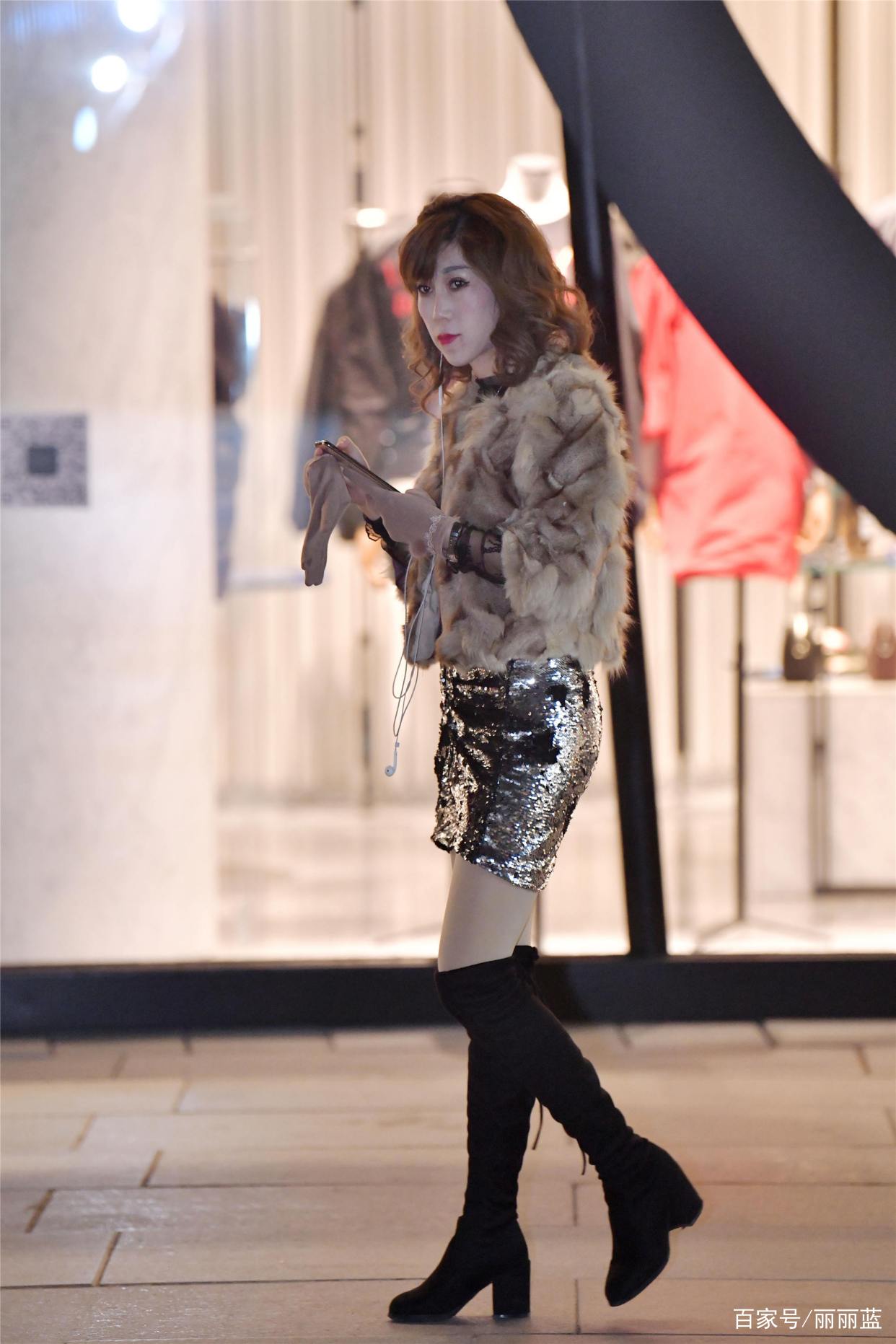 过膝长靴搭配衣服图片女生 过膝长靴搭配衣服图片-第2张图片-潮百科