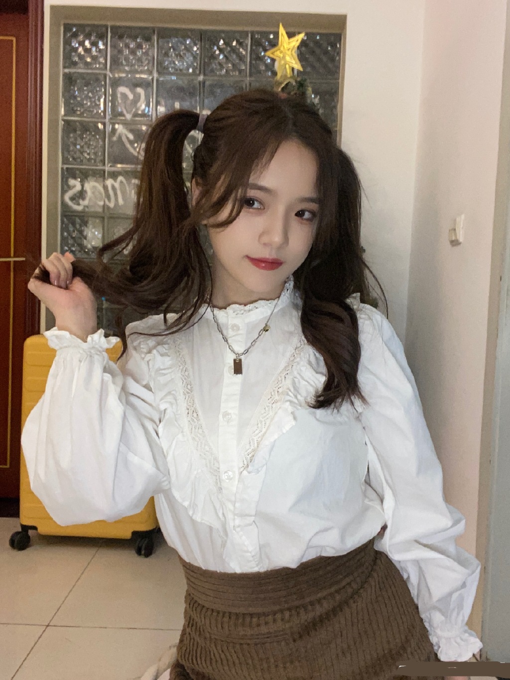 美女艺人杨允涵美照欣赏很好看