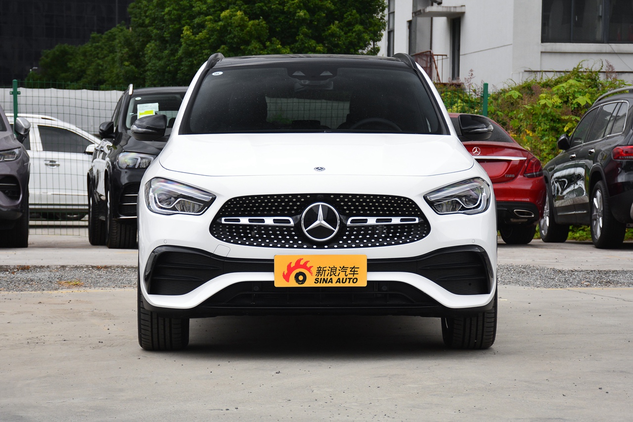 2020款奔驰gla 200 4matic