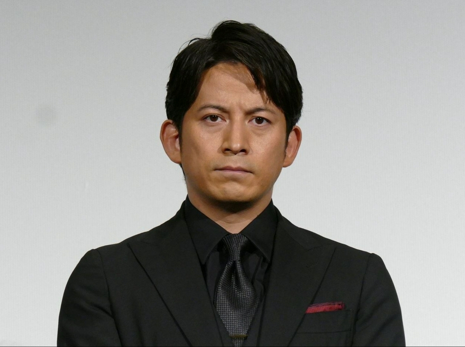 山田凉介燃烧吧剑图片