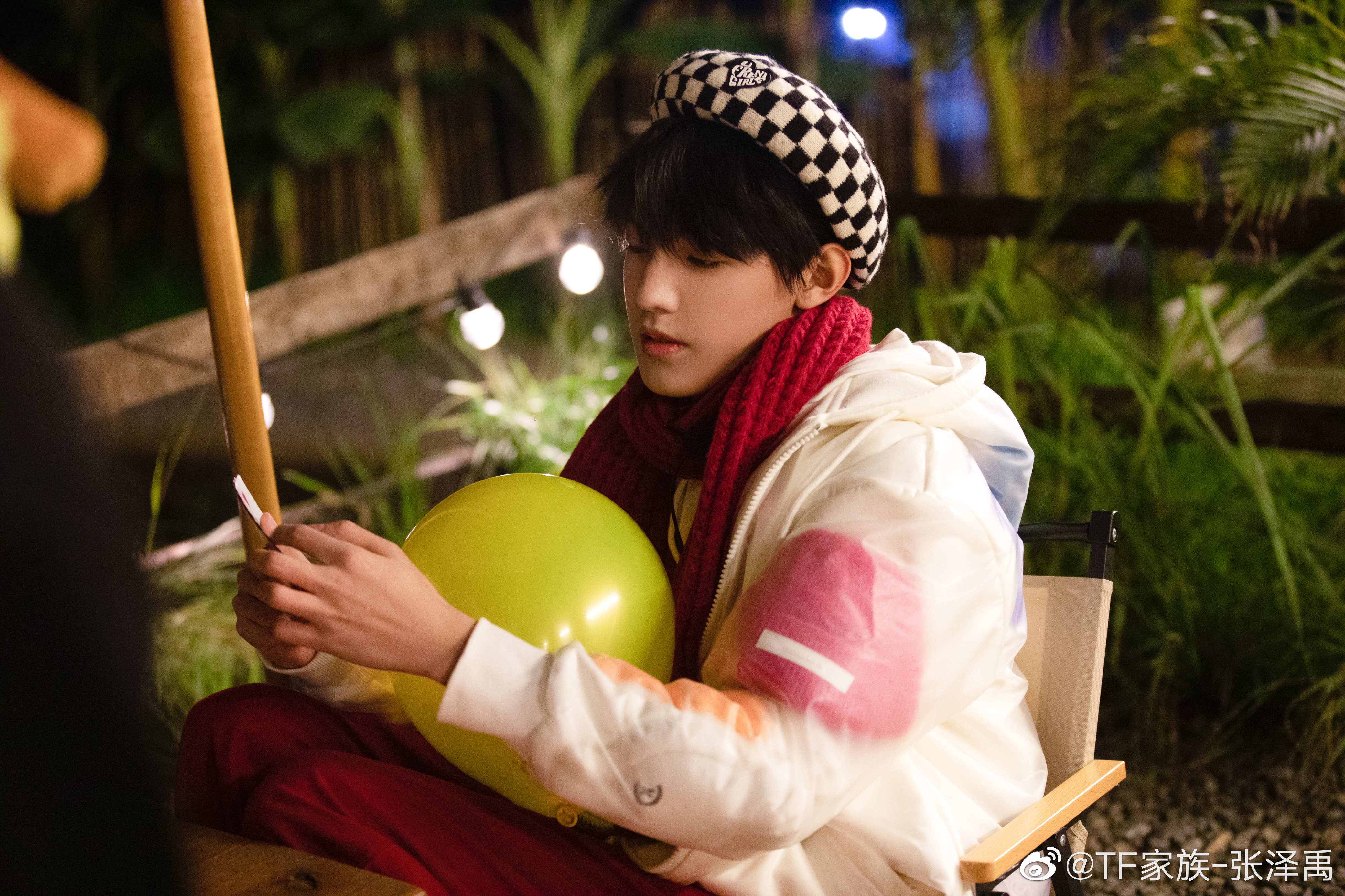 张泽禹,2007年4月30日出生于黑龙江省哈尔滨市,中国内地男歌手