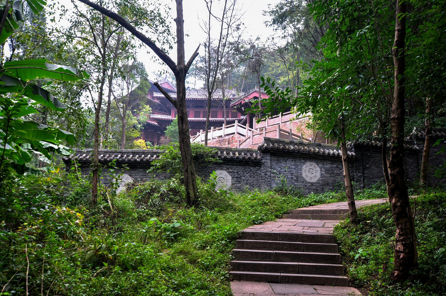 剑阁鹤鸣山图片