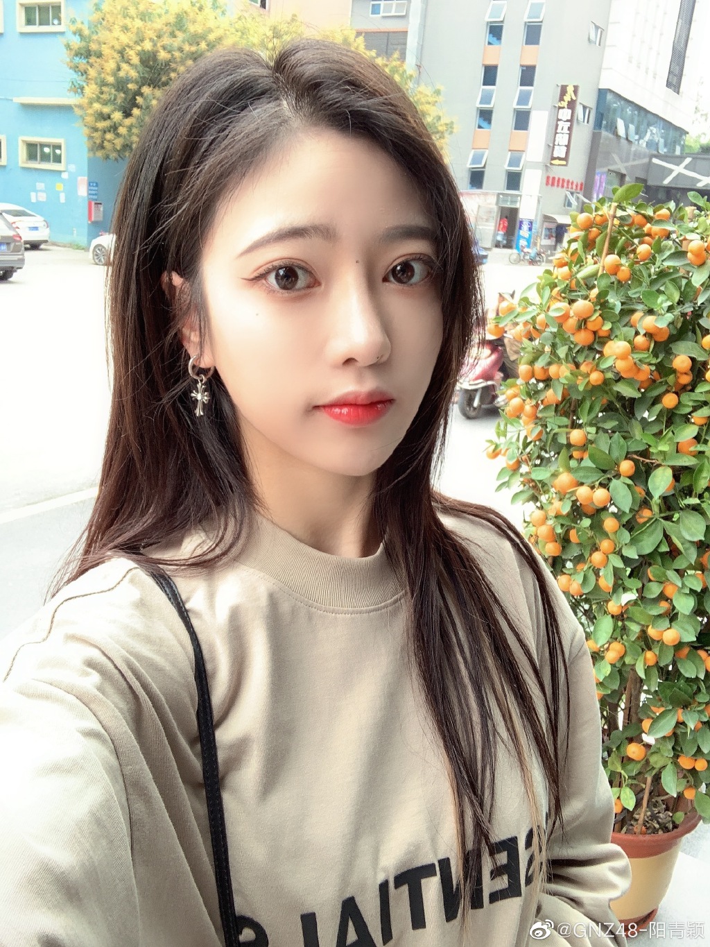 美女艺人阳青颖迷人美照欣赏好看啊