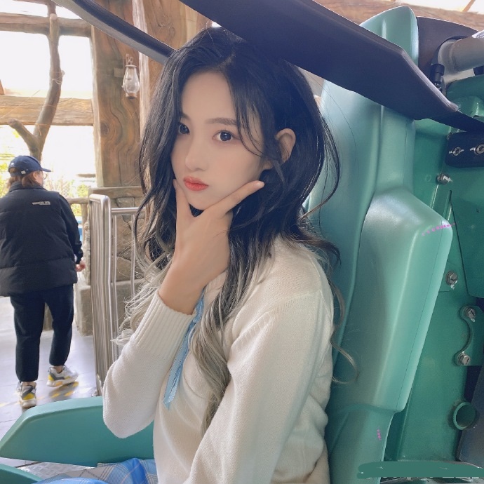 女团snh48成员金莹玥迷人美照欣赏