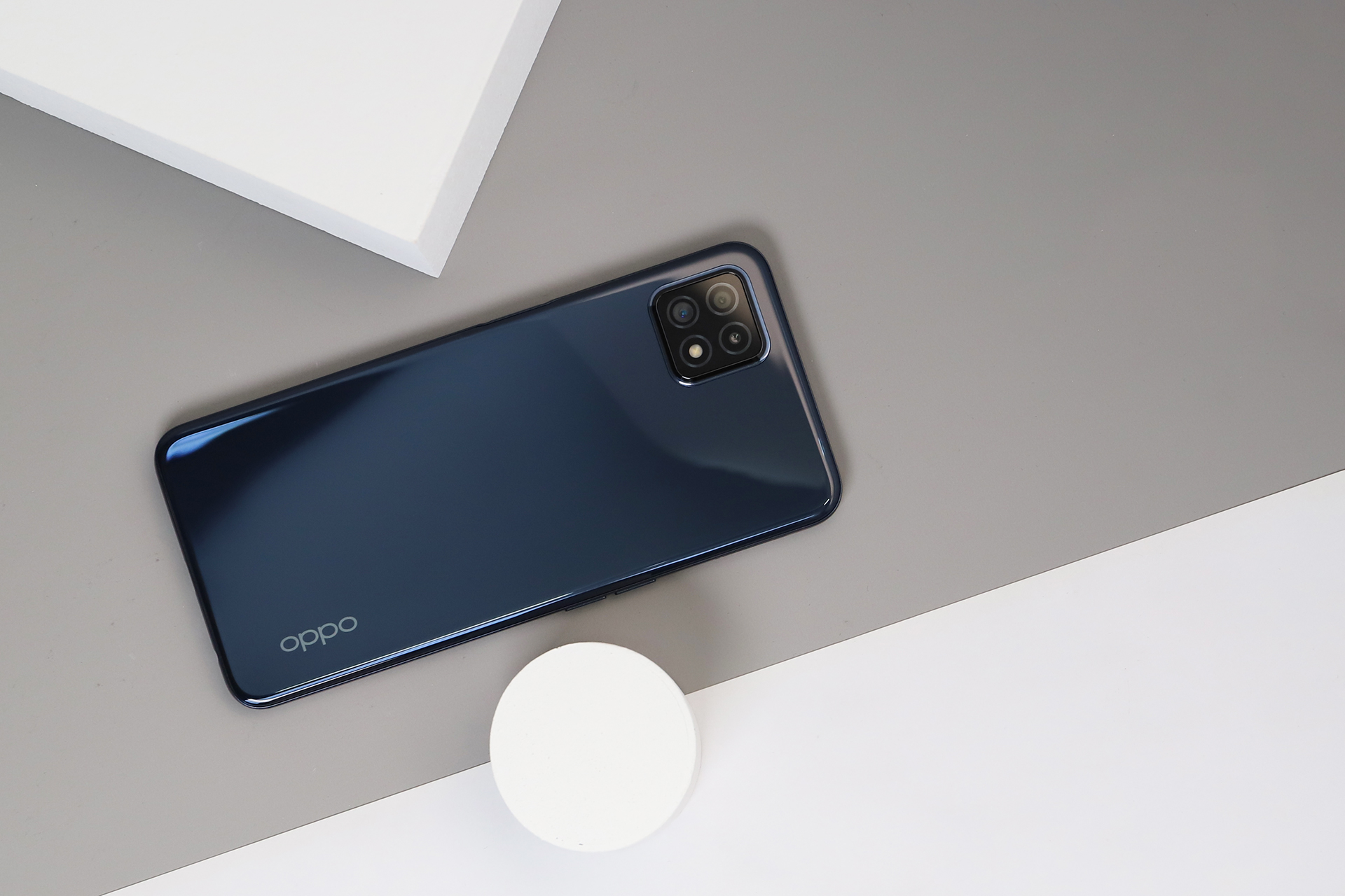 oppo a72图赏:90hz屏幕,轻薄高颜值机身
