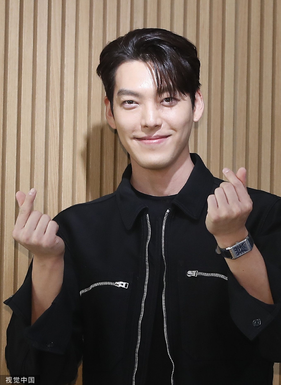 组图:金宇彬恢复健康出席品牌活动 5月24日曾确诊新冠