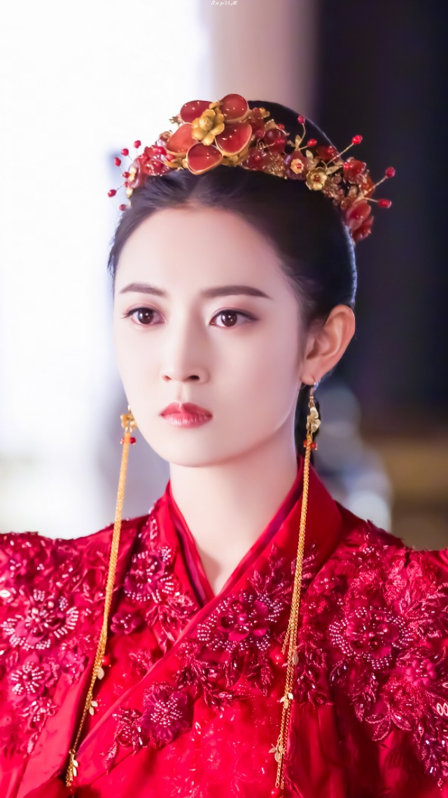 92年女星陈钰琪,古装照你喜欢哪一款?