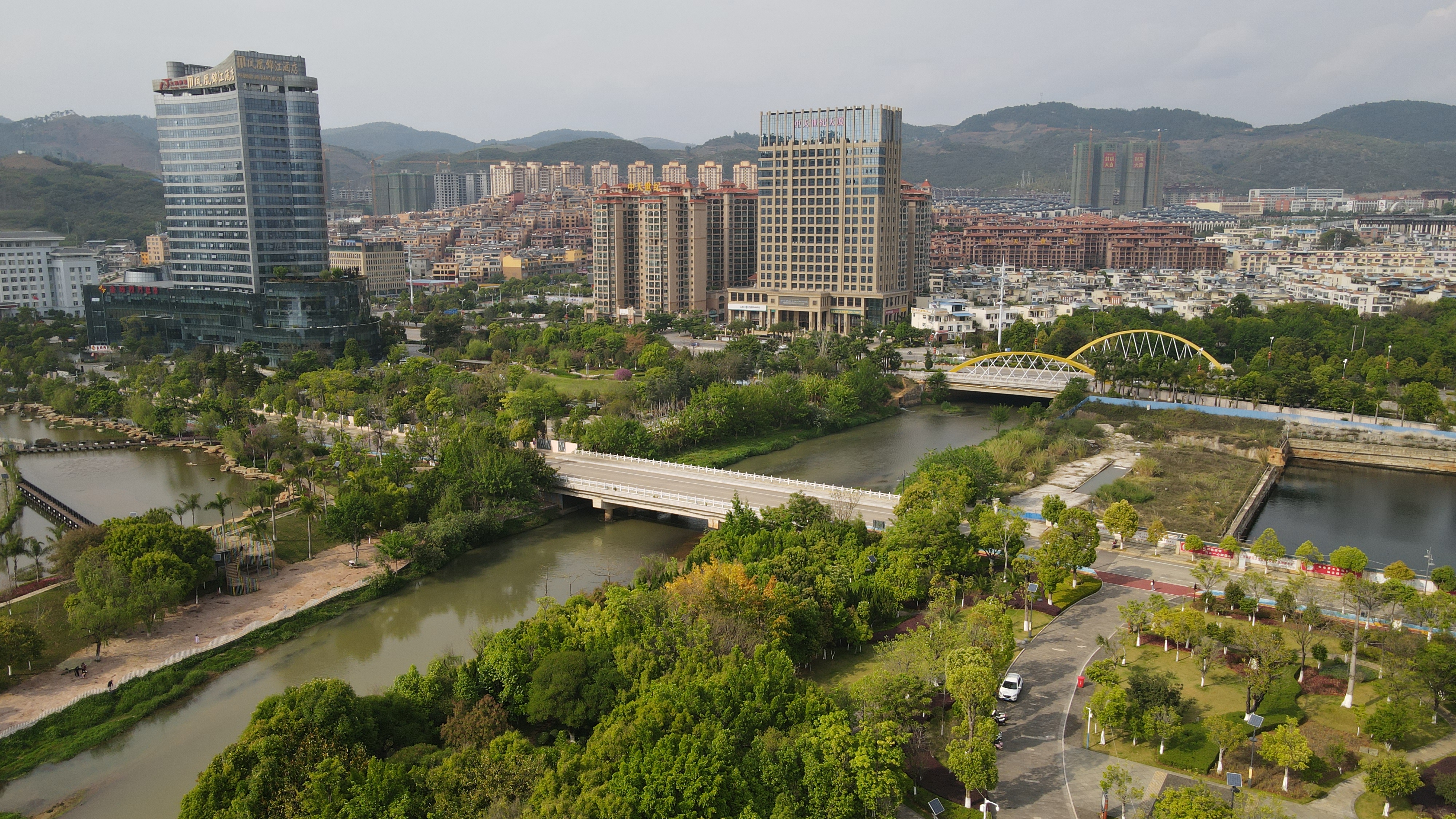 航拍文山人工湖风景