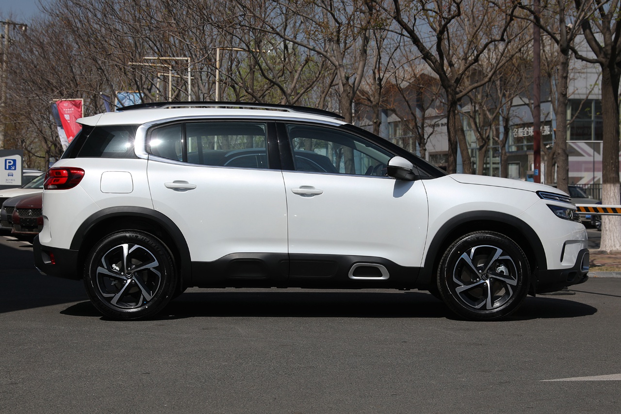 2021款天逸c5 aircross 400thp 尊享型