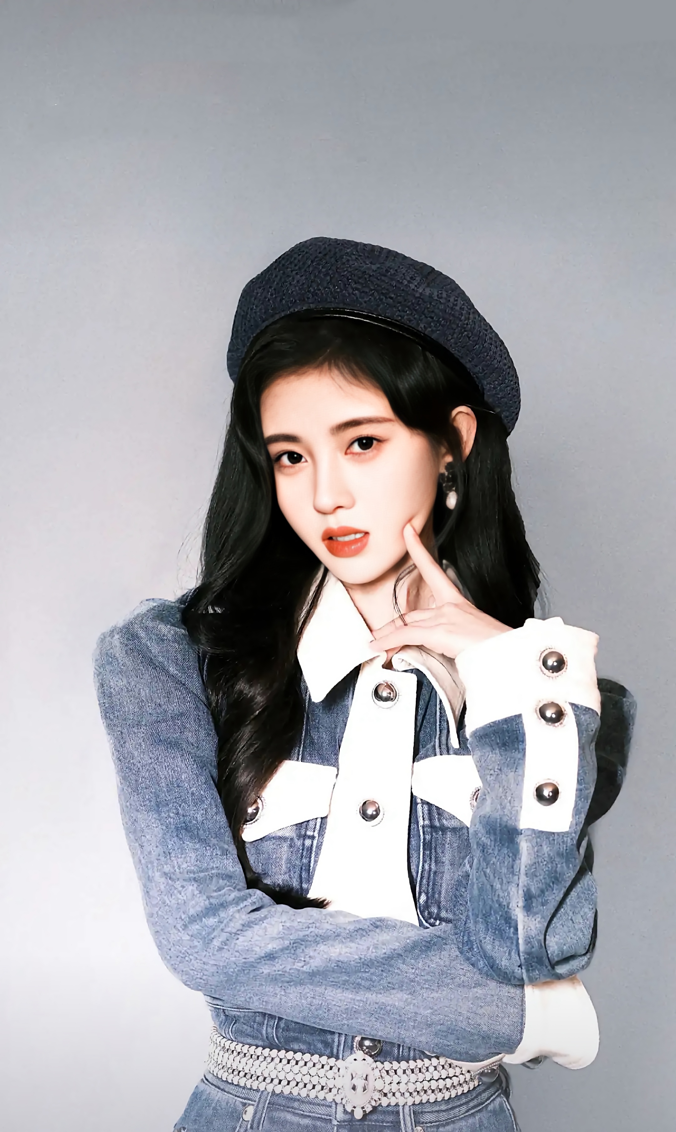 长相甜美的女明星鞠婧t