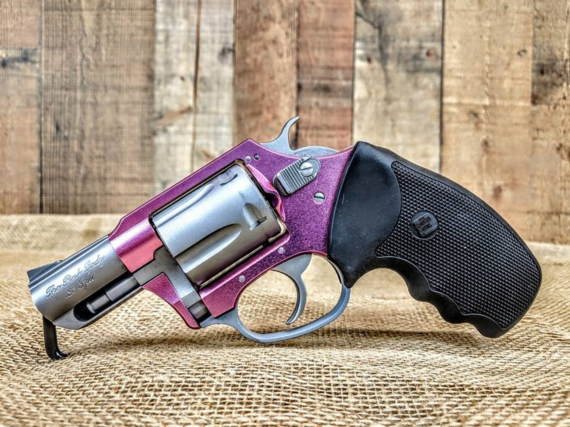 轻武器欣赏系列,久违了的左轮手枪,再发一组看看