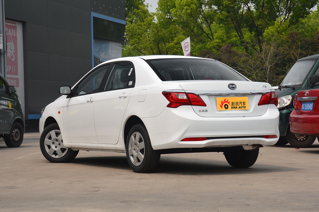 2020款比亚迪f3 1.5l手动超值型