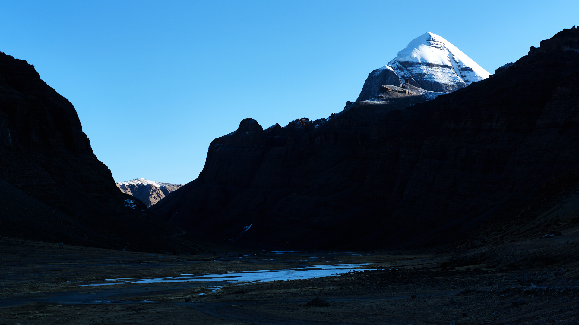 扁担舟旅行摄影《冈仁波齐》