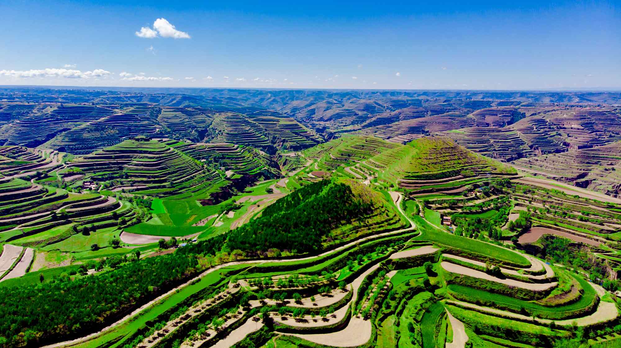 黄土高原地貌甘肃庆阳