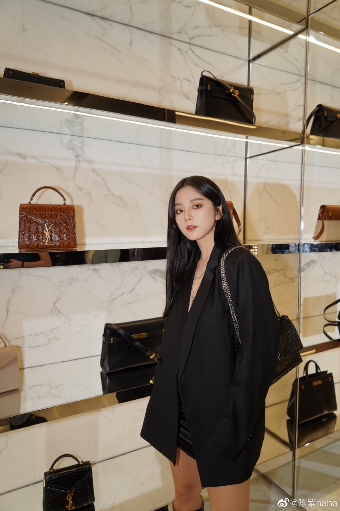 网红美女陈紫迷人美照欣赏,好漂亮啊