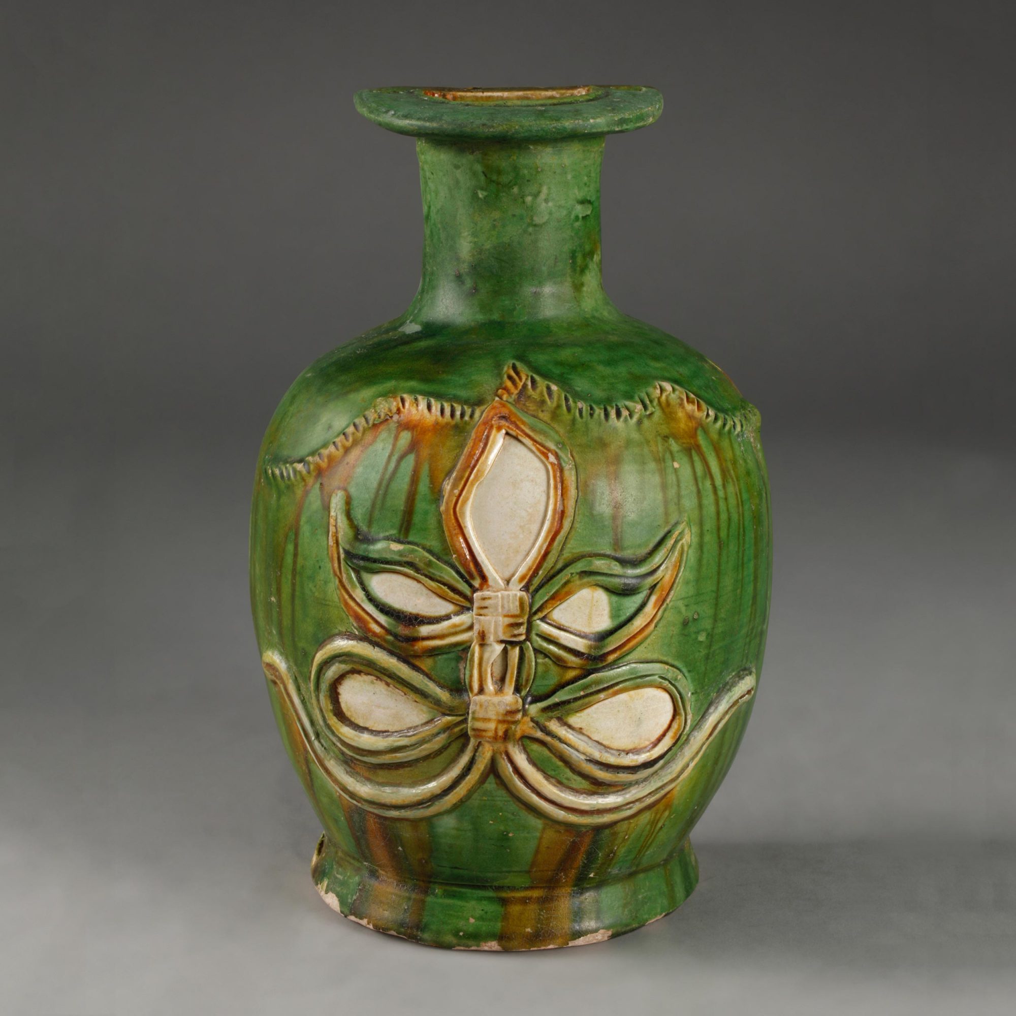 深圳博物馆,典藏唐代三彩文物!