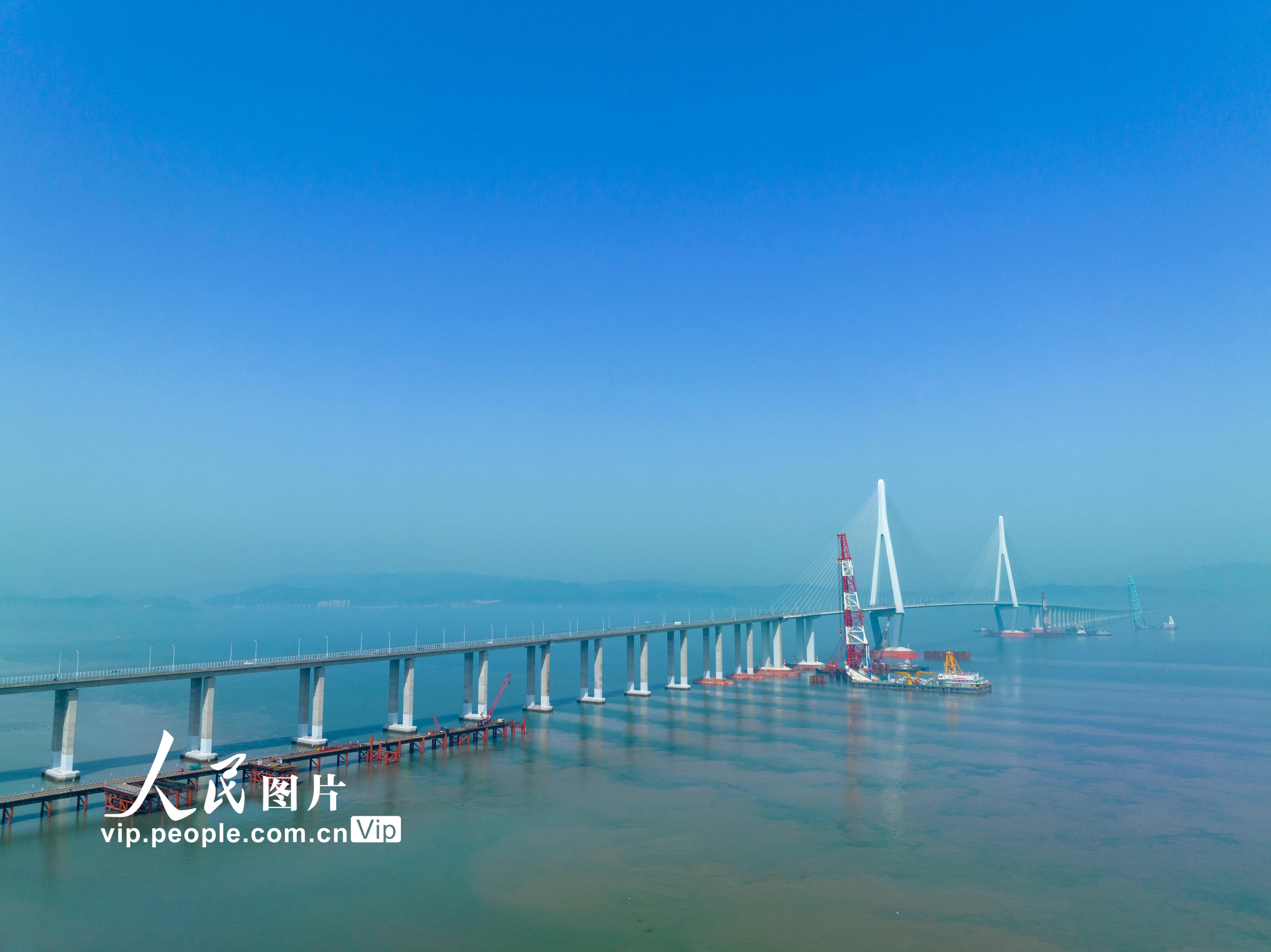 浙江宁波:象山港跨海大桥建设忙