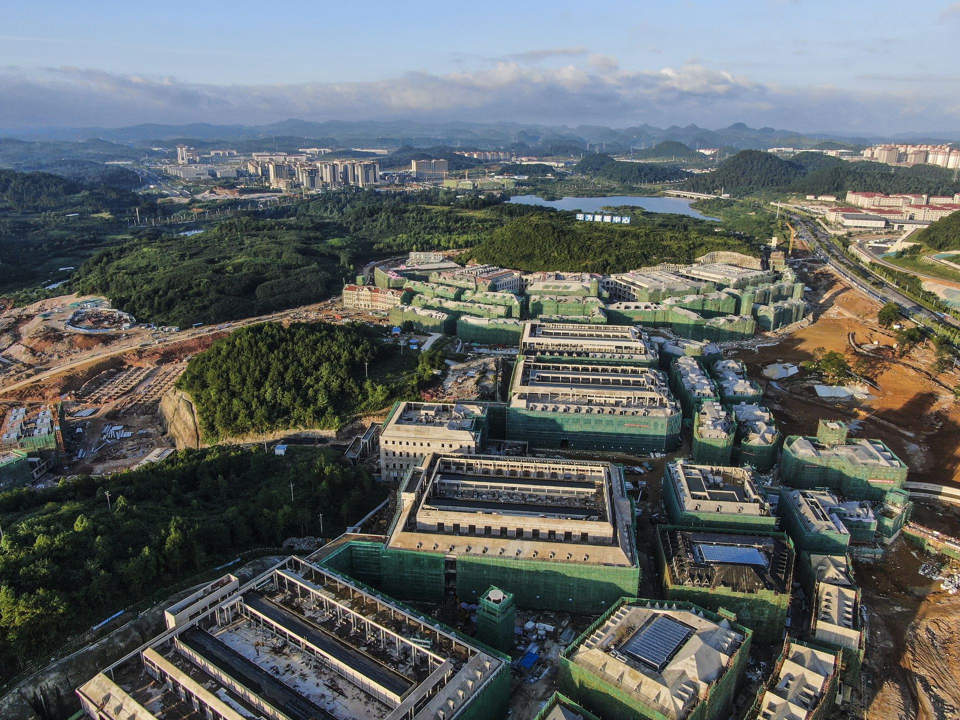 华为在贵州的"超级"数据中心即将建成