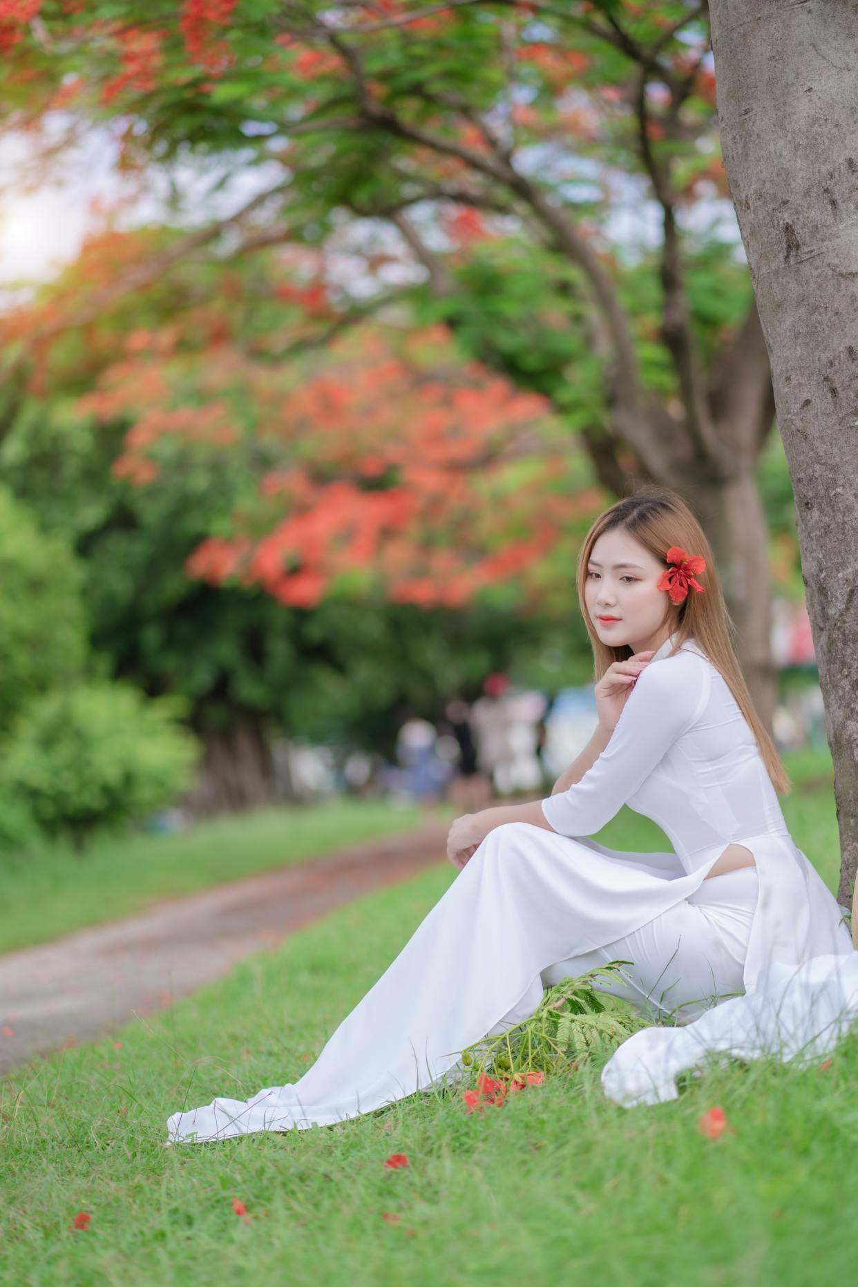 飘逸优雅的越南奥黛美女(2)