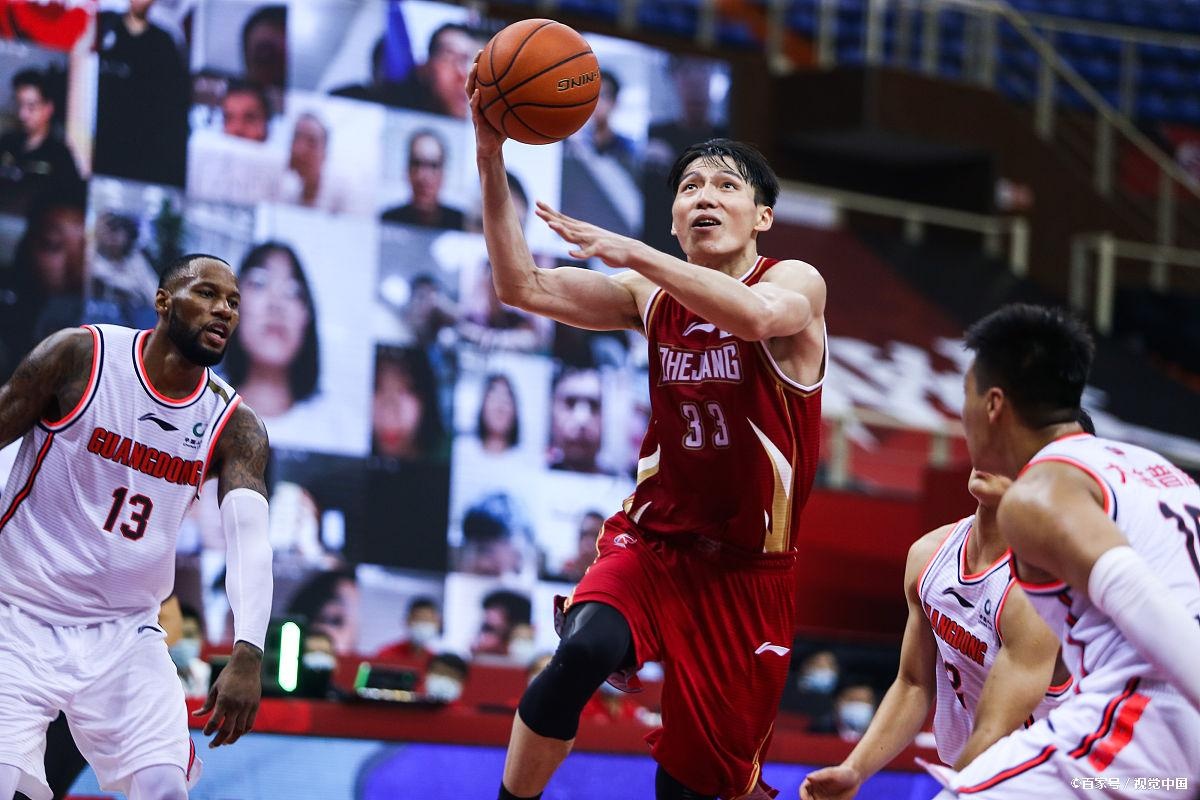2020-2021赛季cba常规赛首轮:广东宏远113-138浙江稠州