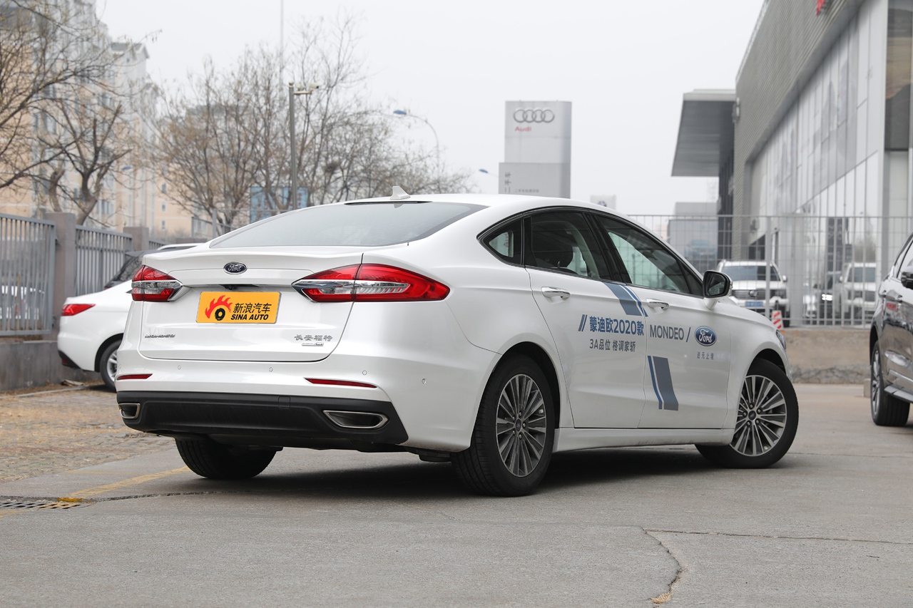 2020款蒙迪欧2.0t自动豪华型ecoboost 200