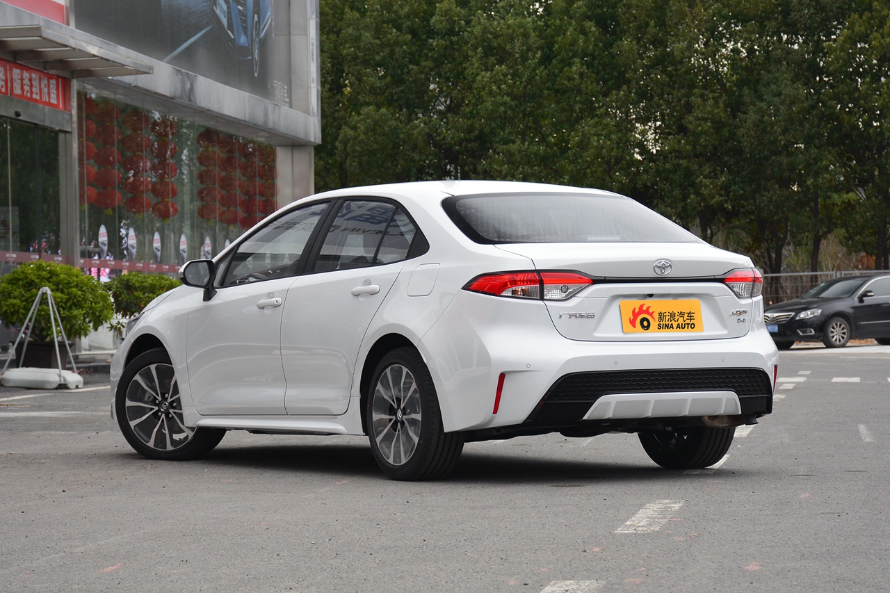 2021款雷凌185t cvt运动版