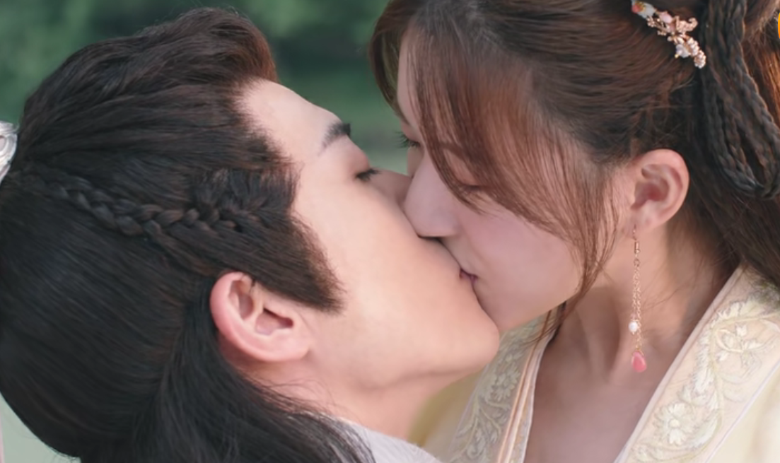 国子监来了个女弟子吻戏第几集?赵露思徐开骋吻戏剧照图片